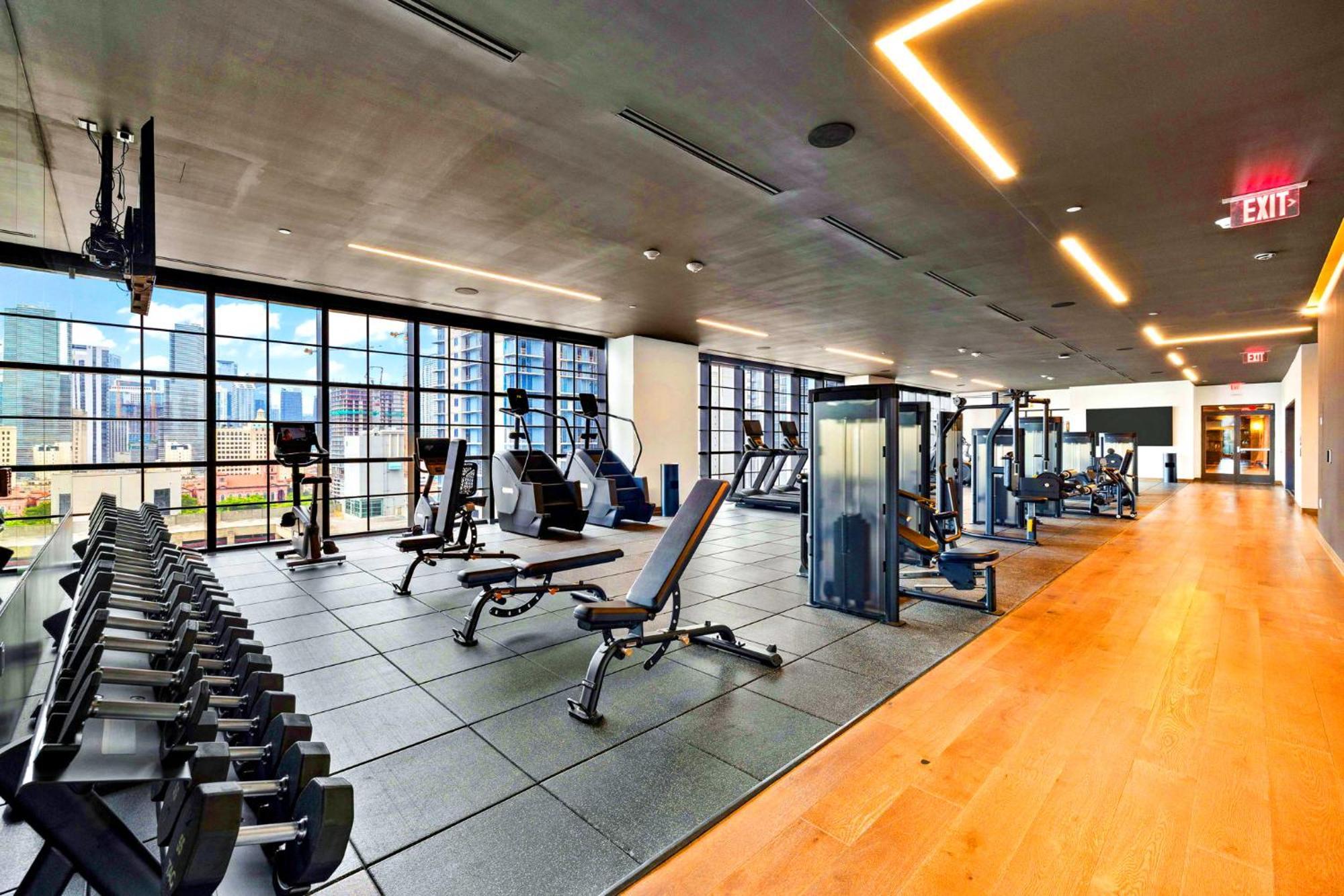 From 43th Floor A Luxury Awaits For You!